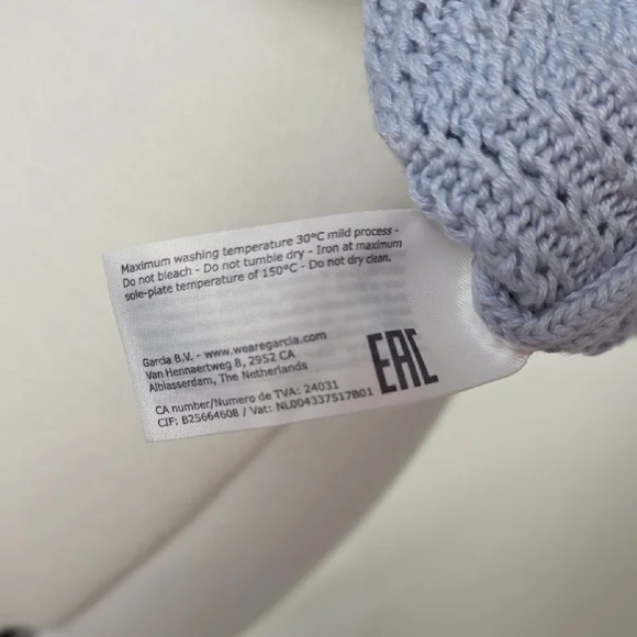 Garcia Knit Button Front Vest – Light Blue Pointelle – Size L - Picture 6 of 8